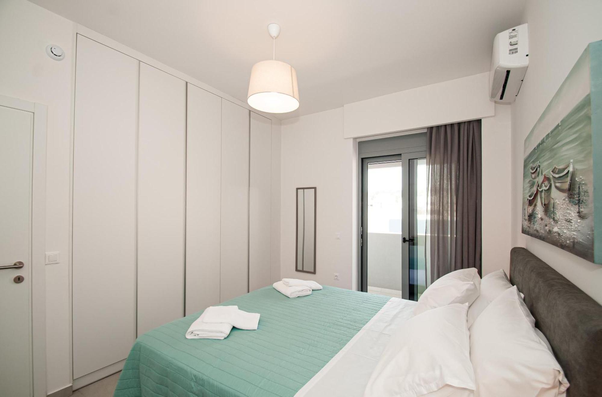 Anesis Town Apartments Rhodes City Esterno foto