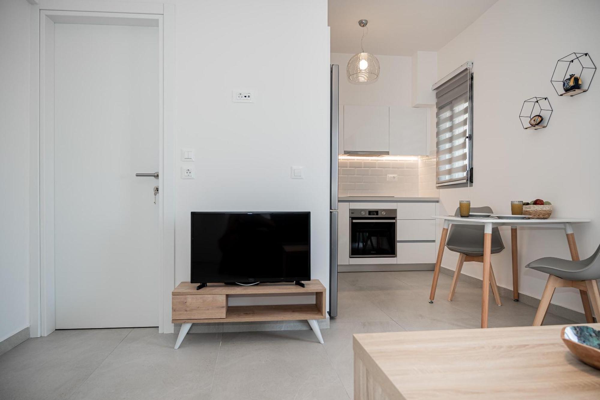 Anesis Town Apartments Rhodes City Esterno foto